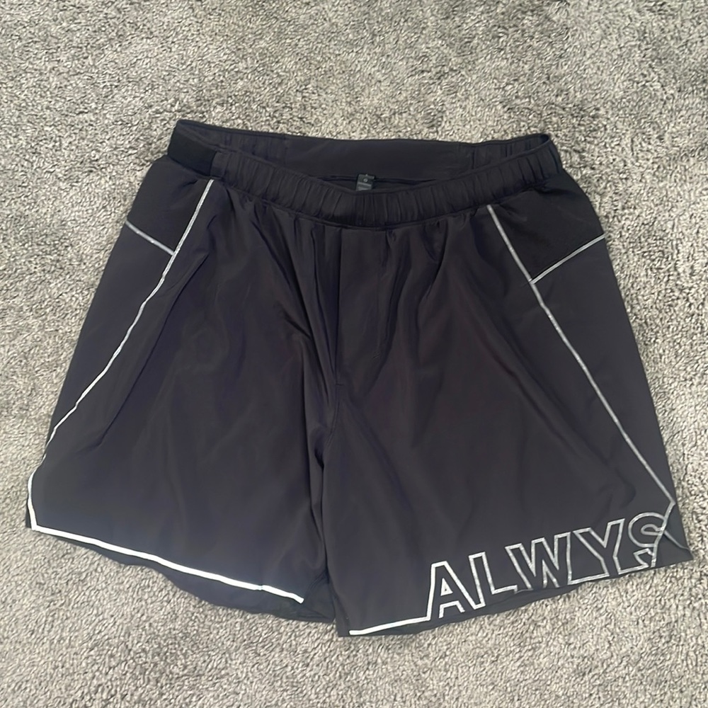 Lululemon Limited Edition Always Moving Running Shorts 6” inseam. Reflective. L